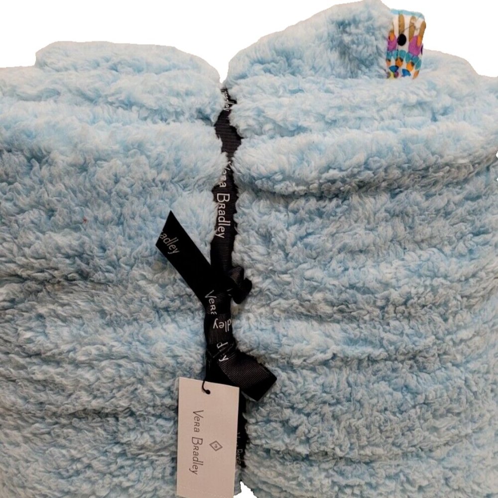 Vera Bradley Fluffy Fleece 80" x 50" Sunny Medallion Aqua Blanket Throw..New
